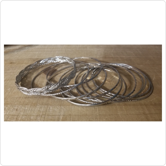 Jewelry - 🌈 Bangle Bracelets